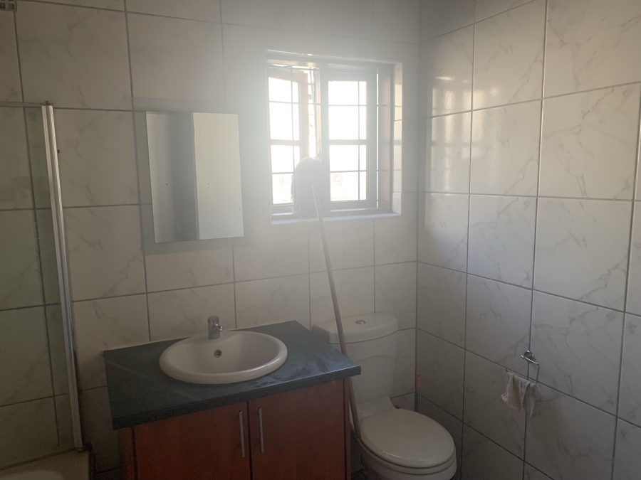 6 Bedroom Property for Sale in Table View Western Cape